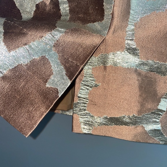 NWT St. John Couture Metallic Silk Lace Giraffe Print Belted A-line Skirt Size 6 - Picture 9 of 14